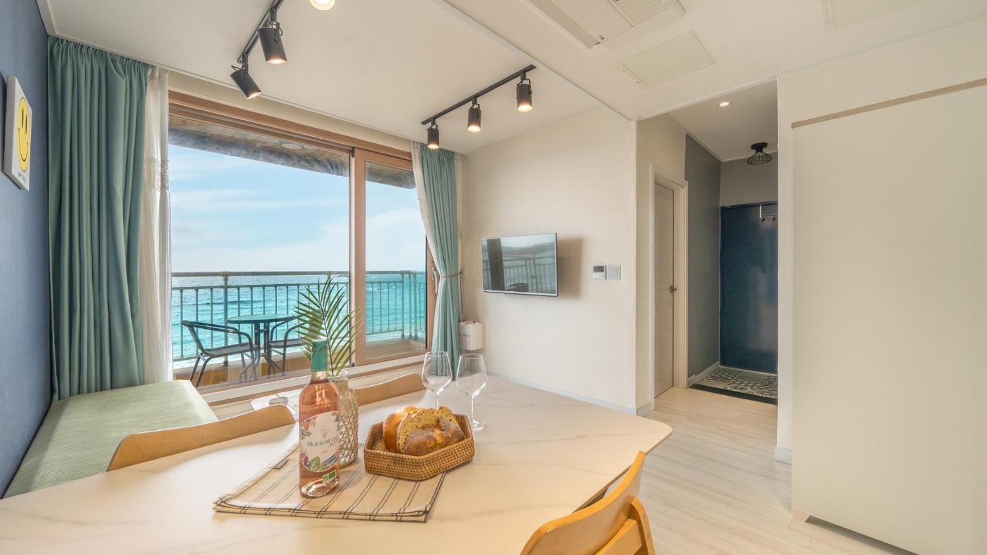 Goseong Littlesquare Oceanview Pension 部屋 写真