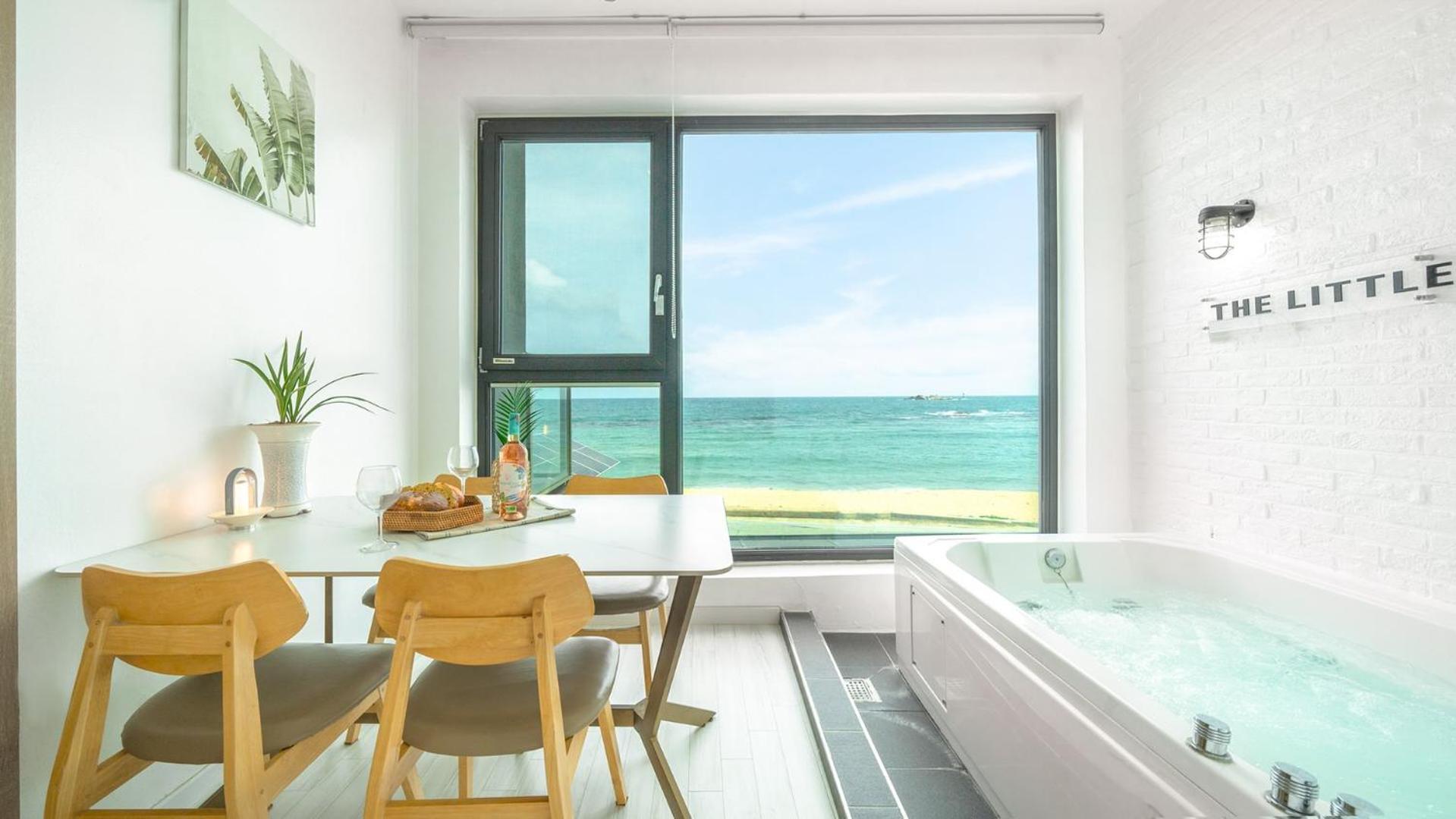 Goseong Littlesquare Oceanview Pension 部屋 写真